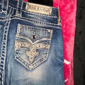 Rock Revival “Straight Cut” Jeans!